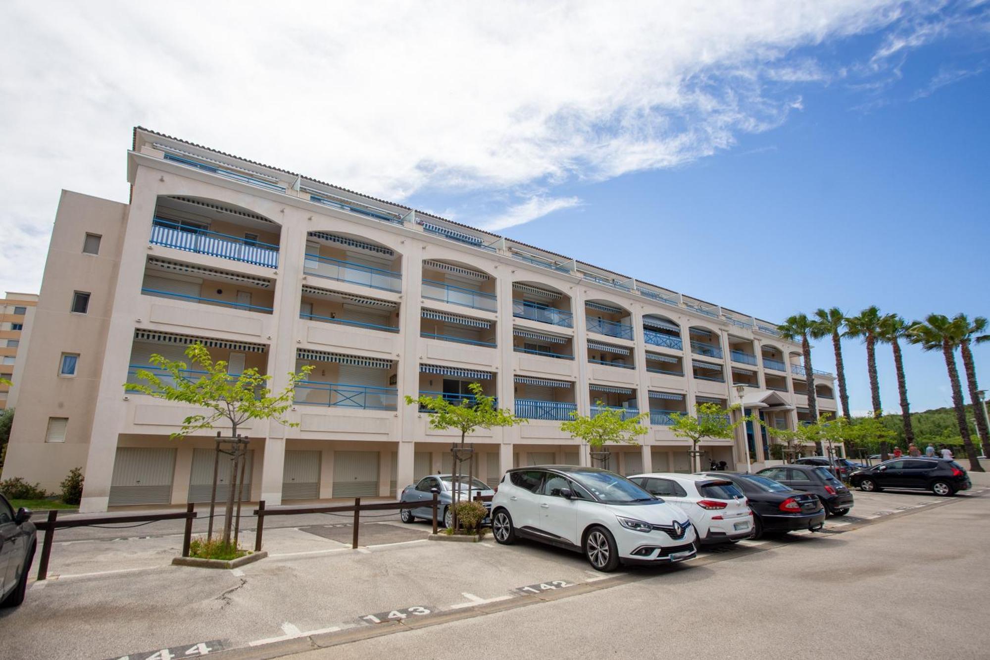 Apartment Lou Estrella - Appt 4p Avec Piscine Proche Le Lavandou